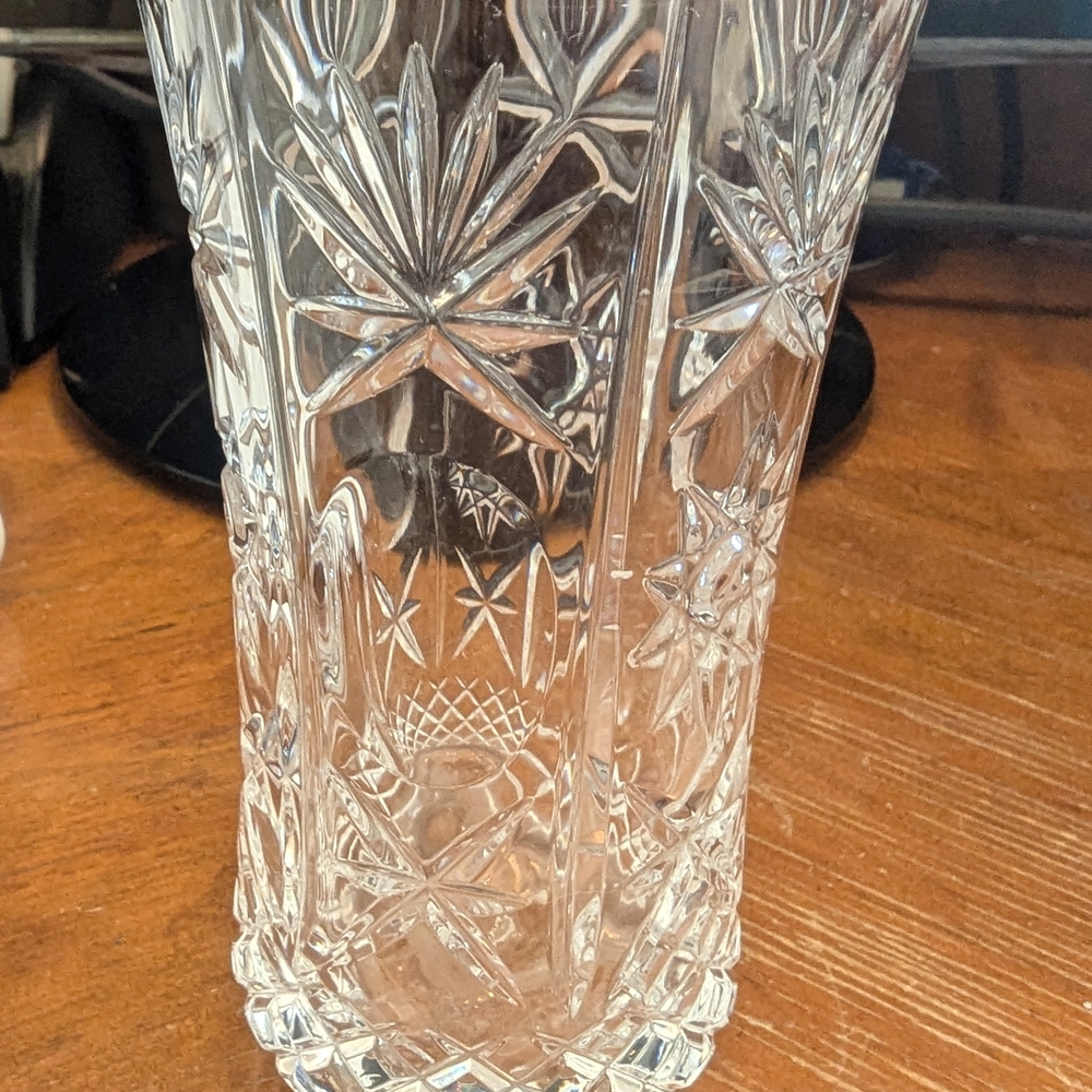 Elegant Crystal Vase